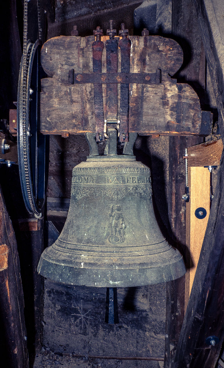 A photograph of the ‘Zügenglocke‘ bell.